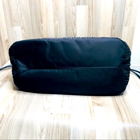 VS Victoria’s Secret Large shoulder weekender bag - Picture 7 of 8